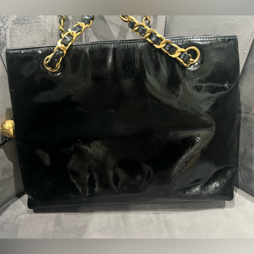 24k gold hardware Chanel vintage tote bag - Picture 7 of 17